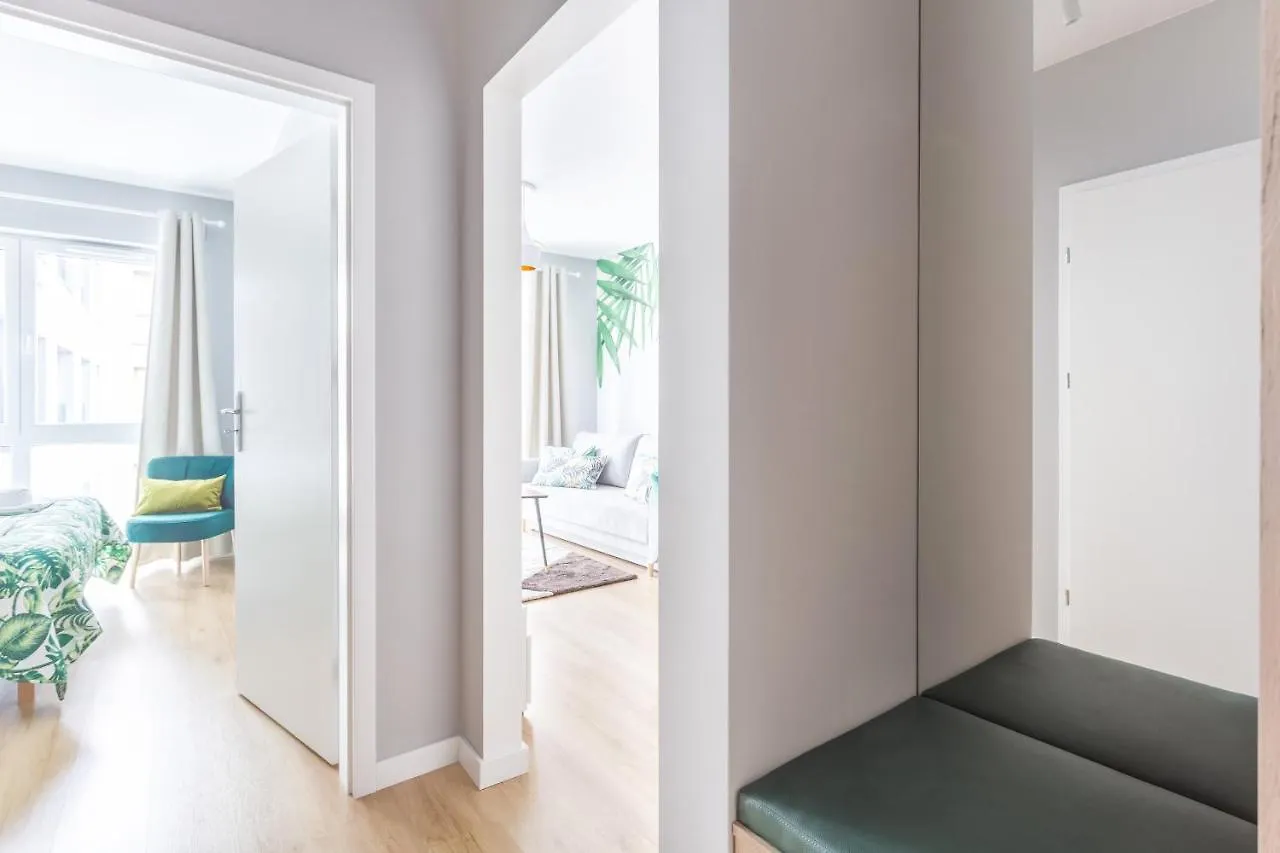H2 Apartment- Gasiorowskich 4 - Parking Podziemny - Self Check In 24H - Mtp Targi - Pkp - Sklep Netto W Budynku Poznan Poland
