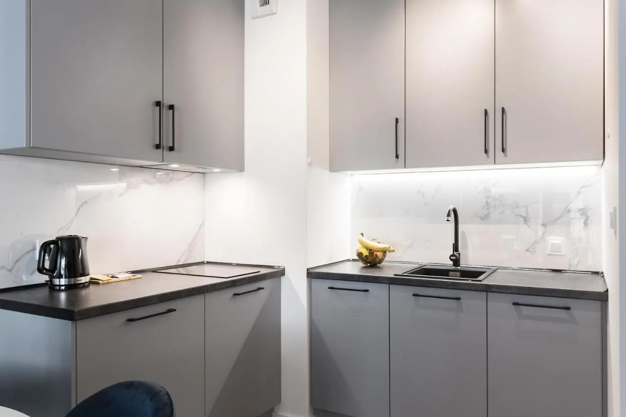 H2 Apartment- Gasiorowskich 4 - Parking Podziemny - Self Check In 24H - Mtp Targi - Pkp - Sklep Netto W Budynku Poznan 0*,  Poland