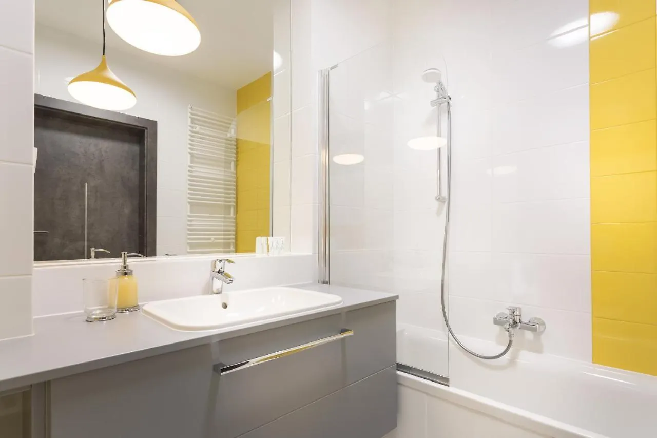 Apartment H2 Apartment- Gasiorowskich 4 - Parking Podziemny - Self Check In 24H - Mtp Targi - Pkp - Sklep Netto W Budynku Poznan