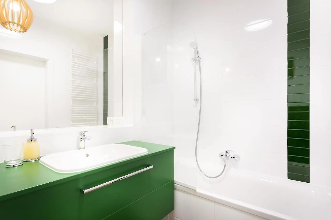 H2 Apartment- Gasiorowskich 4 - Parking Podziemny - Self Check In 24H - Mtp Targi - Pkp - Sklep Netto W Budynku Poznan 0*,