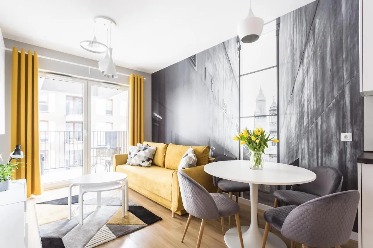 H2 Apartment- Gasiorowskich 4 - Parking Podziemny - Self Check In 24H - Mtp Targi - Pkp - Sklep Netto W Budynku Poznan 0*,  Poland